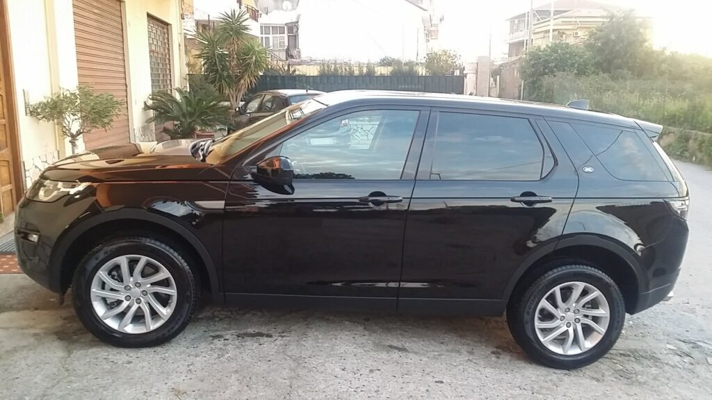 VENDUTA     Land Rover Discovery Sport 2.0 TD4 150 CV.